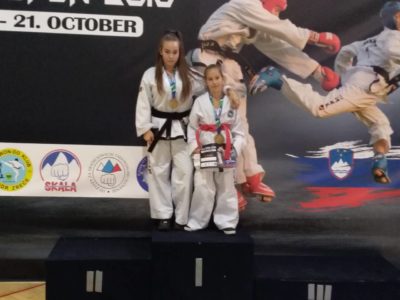 Četiri medalje sa Taekwondo natjecanja iz Slovenije stigle su u Kostrenu!
