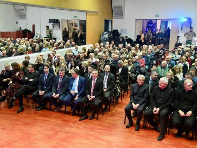 Svečana sjednica u Kostreni: Bivšem župniku Ivanu Stošiću nagrada za životno djelo, Ružici Kamenjašević godišnja nagrada