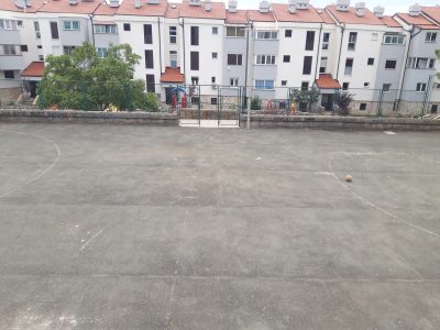 Završeno parkiralište u Žarka Pezelja, kreće rekonstrukcija sportskog igrališta