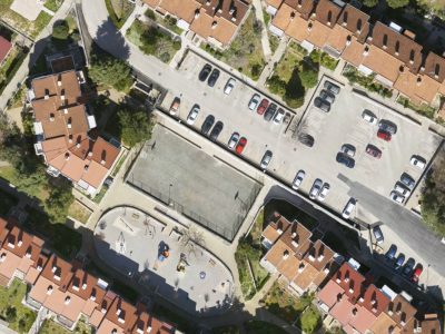 Završeno parkiralište u Žarka Pezelja, kreće rekonstrukcija sportskog igrališta