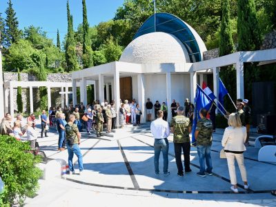 Svečanim protokolom obilježen Dan pobjede i domovinske zahvalnosti i Dan hrvatskih branitelja