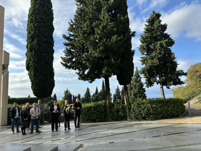 Polaganje vijenaca i odavanje počasti preminulima uoči blagdana Svih svetih Polaganje vijenaca i odavanje počasti preminulima uoči blagdana Svih svetih