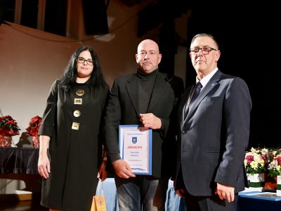 Svečana sjednica u Kostreni: Vojislavu Arnautovu nagrada za životno djelo