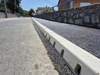 Završen veći dio radova na izgradnji nogostupa lokalne ceste Vrh Martinšćice-Glavani-Šodići